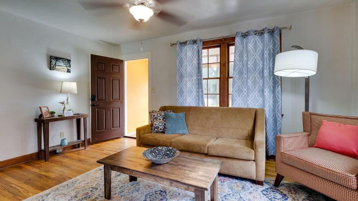 Retro Rainbow At Herb River-Highlighter Hideaway #5 Savannah Esterno foto